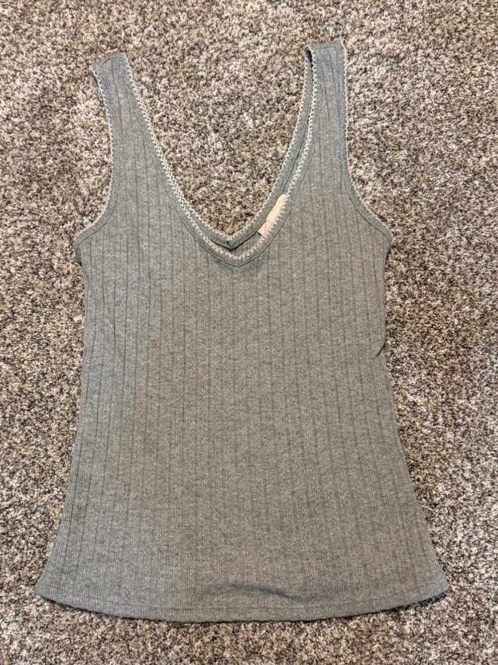 Universal Thread Ribbed V-Neck Tank Top - grey